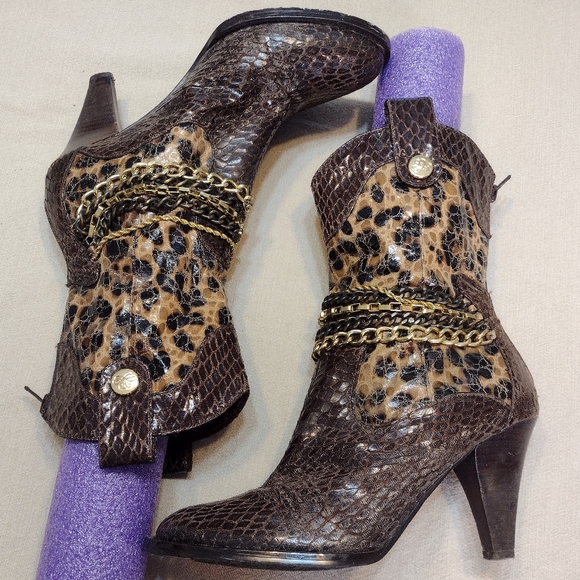 J. Renee "Bree" snake texture, animal print boots, size 6.5M - Picture 3 of 11